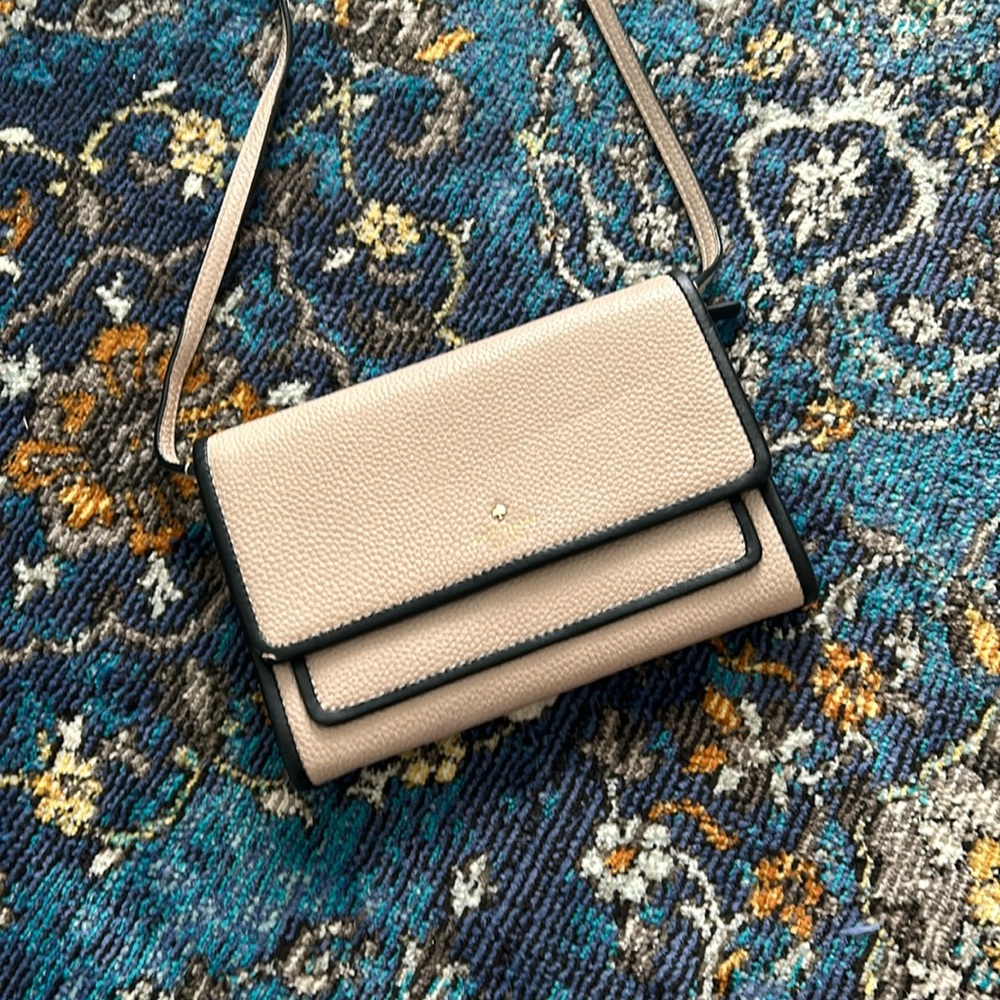 Kate spade crossbody bag